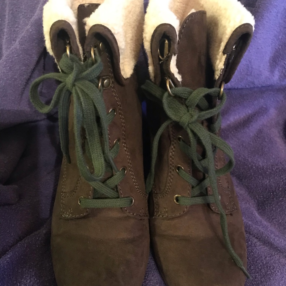 Bootie - Picture 2 of 4